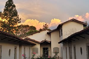 hospedagem-pousada-ecovila-govardhan